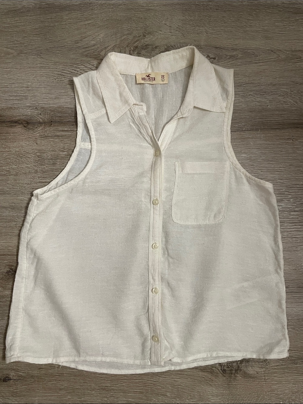 Hollister | cotton button down size xs